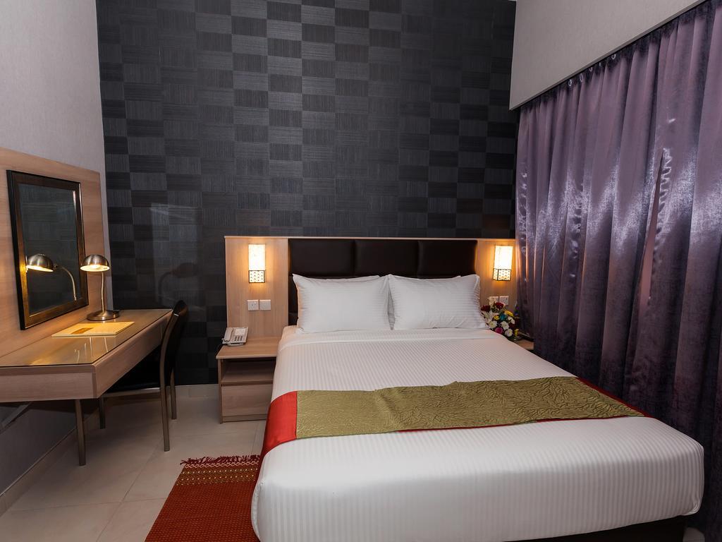 Florida Square Hotel Dubái Habitación foto